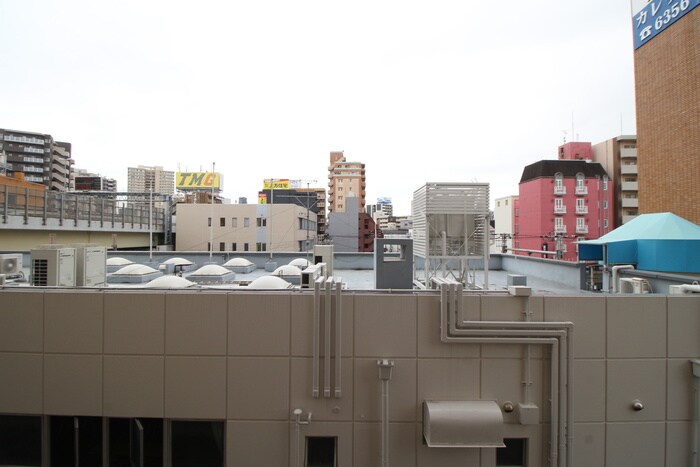 物件内観写真18　(室内からの展望)