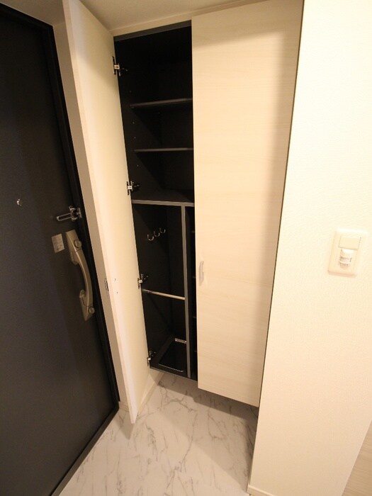 物件内観写真15　(靴箱)