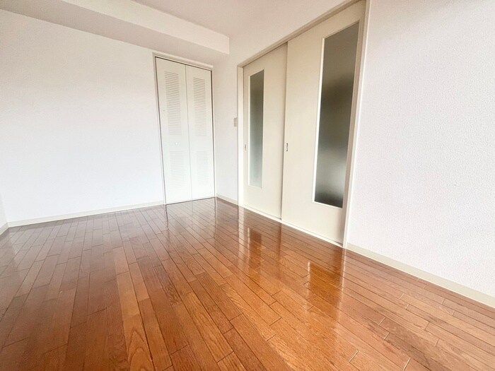 物件内観写真4　(居室)