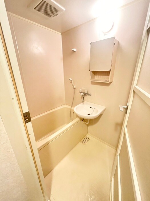 物件内観写真8　(バス／シャワールーム等)