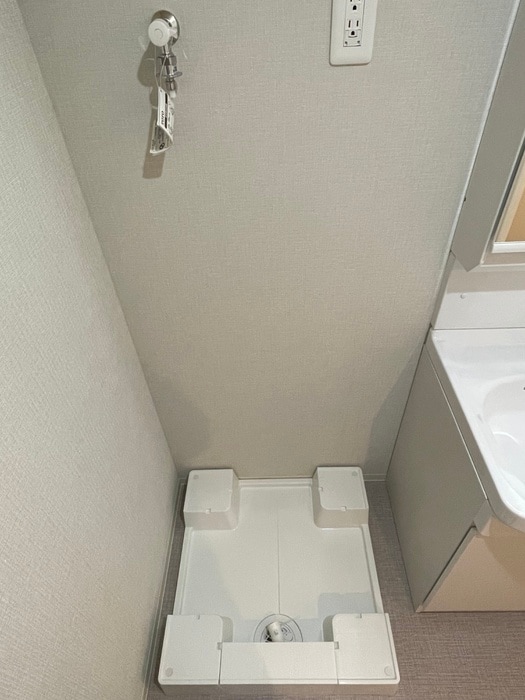 物件内観写真14　(洗濯機置場)