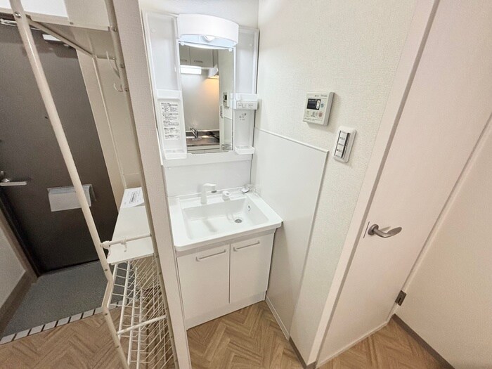 物件内観写真15　(洗面)