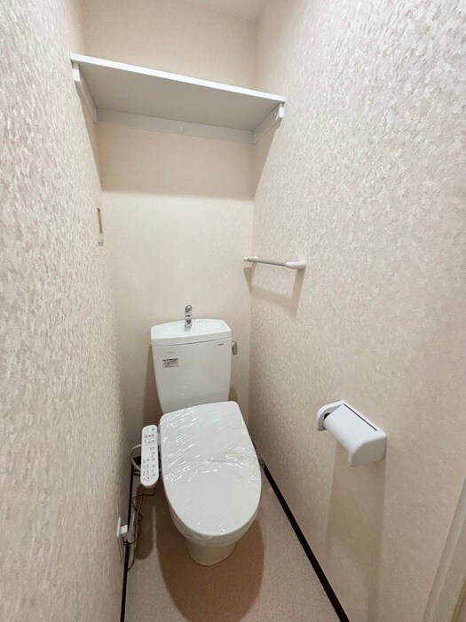 物件内観写真16　(トイレ)