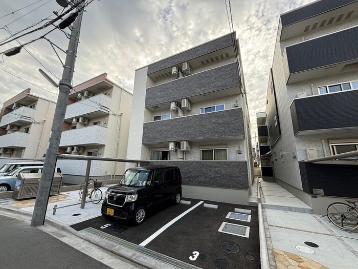 物件外観写真1　(外観写真)