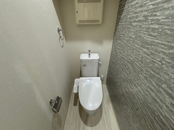 物件内観写真11　(トイレ)