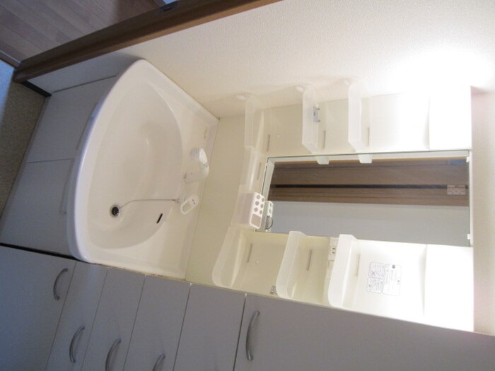 物件内観写真6　(洗面)