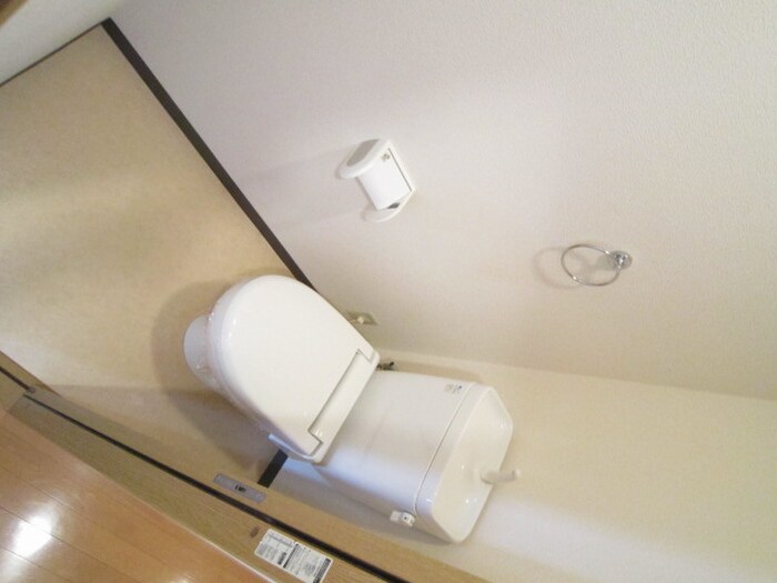 物件内観写真9　(トイレ)