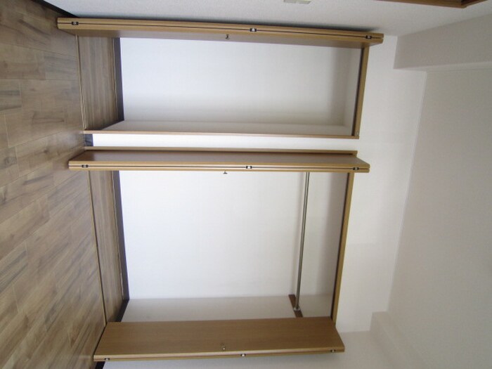 物件内観写真12　(収納)