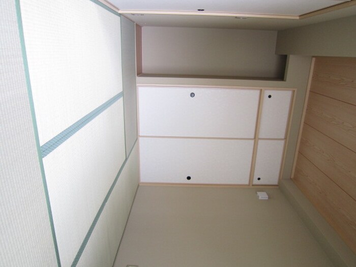 物件内観写真13　(居室)