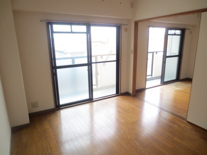 物件内観写真14　(居室)