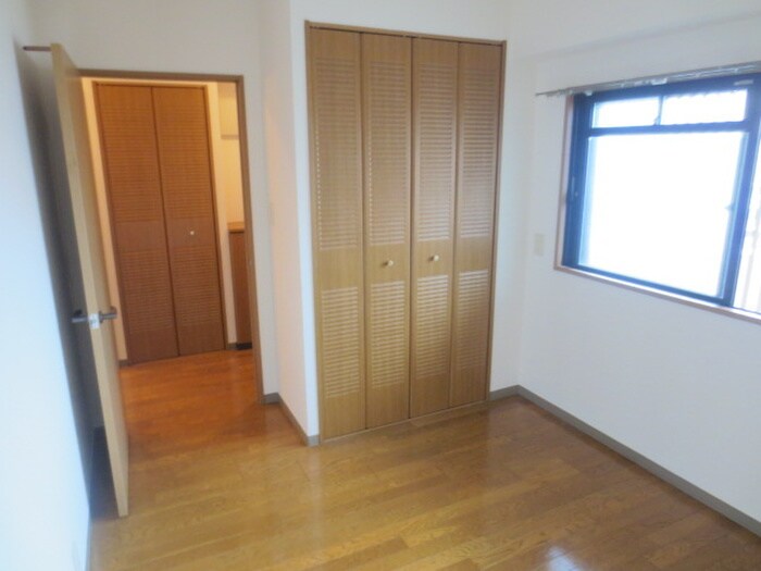 物件内観写真21　(居室)