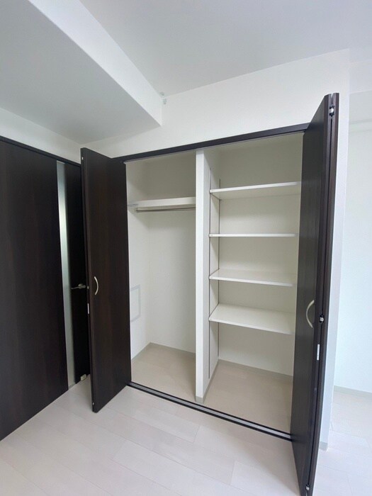 物件内観写真18　(収納)