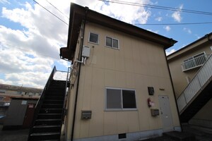 サンシャイン岡本外観写真