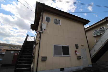 サンシャイン岡本外観写真