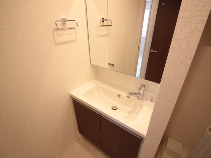 物件内観写真12　(洗面)