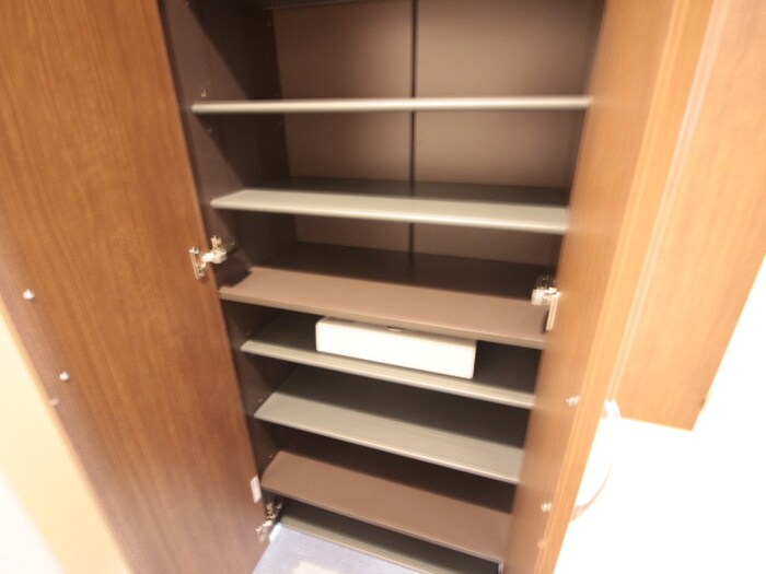 物件内観写真14　(靴箱)