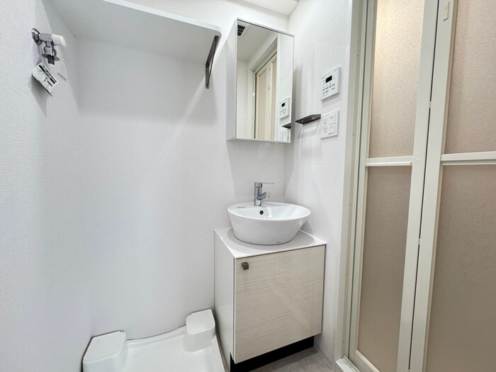 物件内観写真12　(洗面)