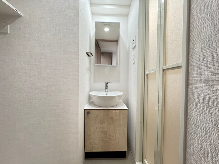 物件内観写真12　(洗面)