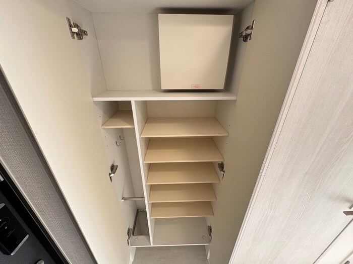 物件内観写真19　(靴箱)