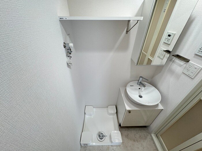 物件内観写真20　(洗濯機置場)