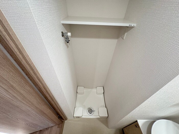 物件内観写真20　(洗濯機置場)