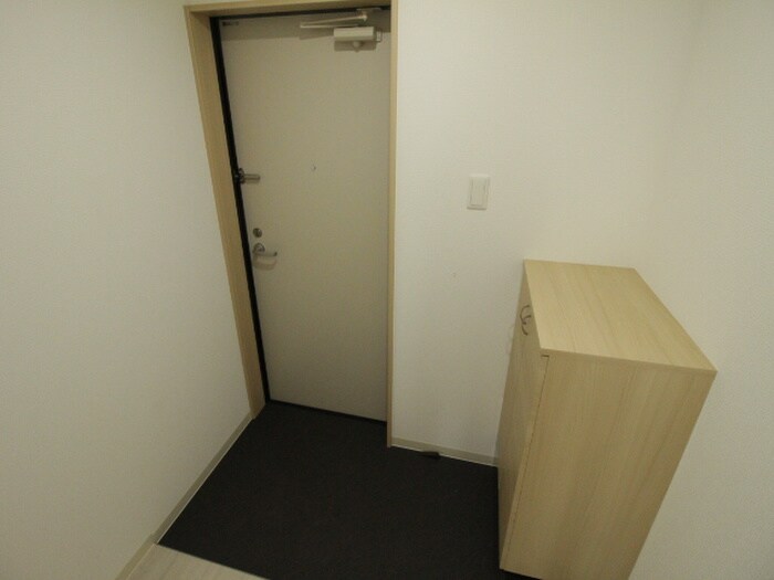 物件内観写真21　(玄関)