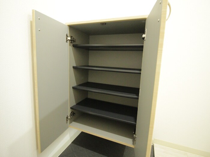 物件内観写真22　(靴箱)