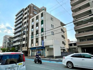 プティアプティ外観写真