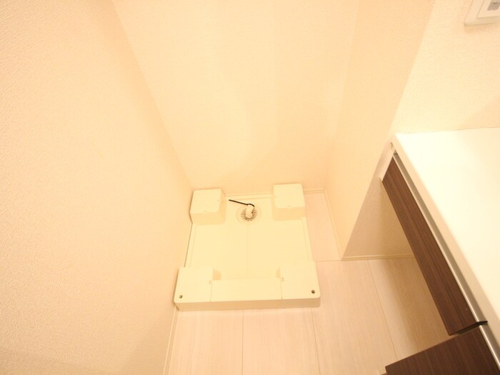 物件内観写真19　(洗濯機置場)