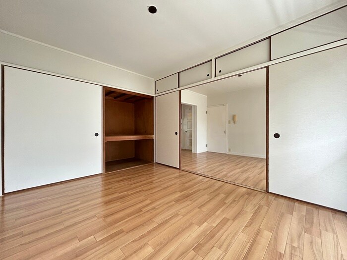 物件内観写真8　(居室)