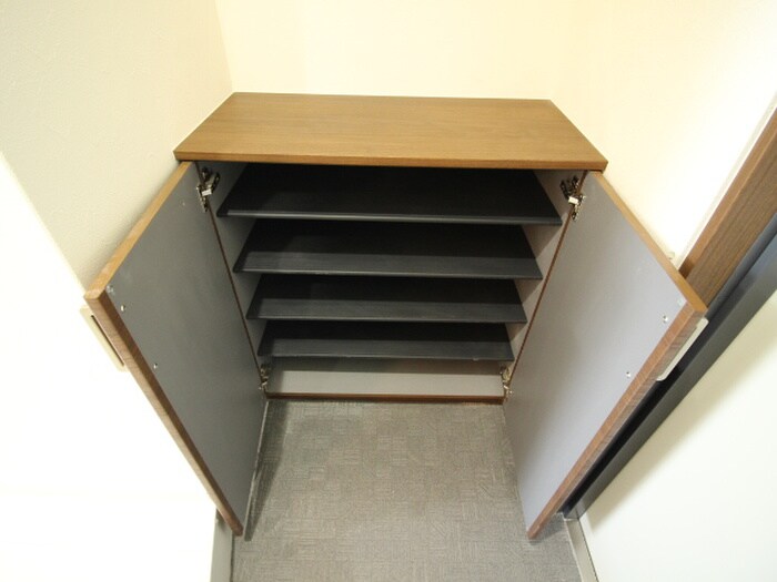 物件内観写真18　(靴箱)