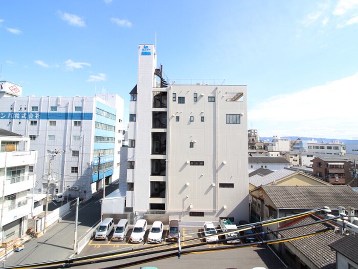 物件内観写真21　(室内からの展望)