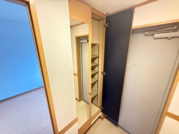 物件内観写真16　(靴箱)