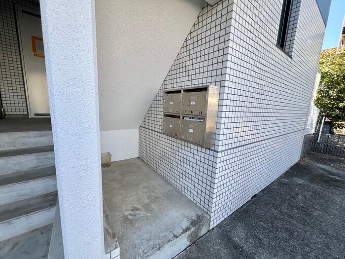 物件外観写真2　(建物設備)