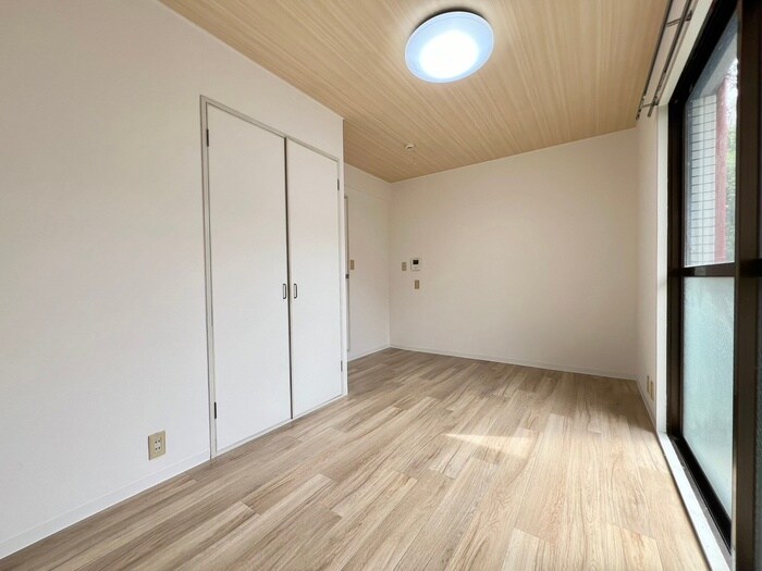 物件内観写真8　(居室)