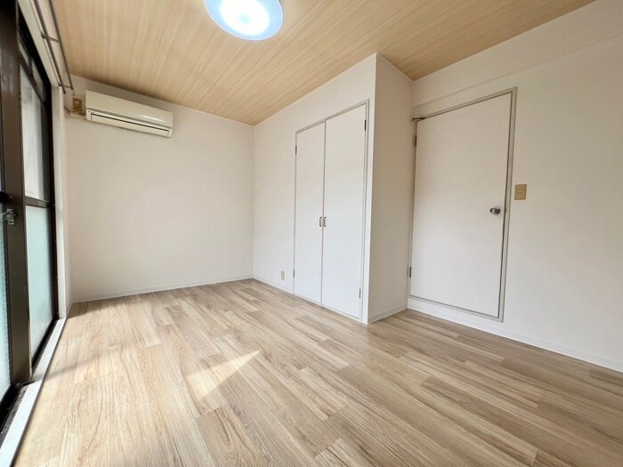 物件内観写真10　(居室)