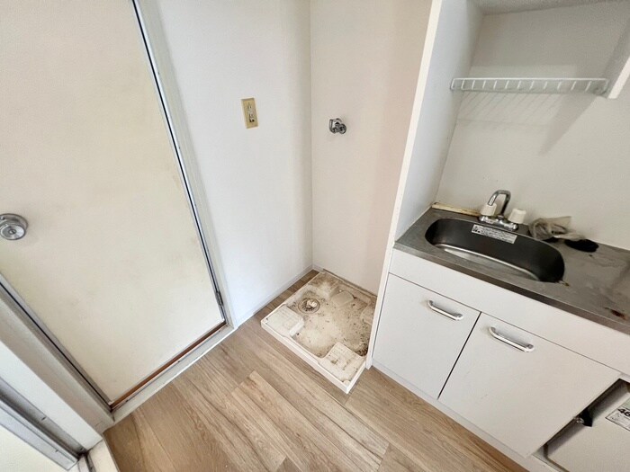 物件内観写真19　(洗濯機置場)