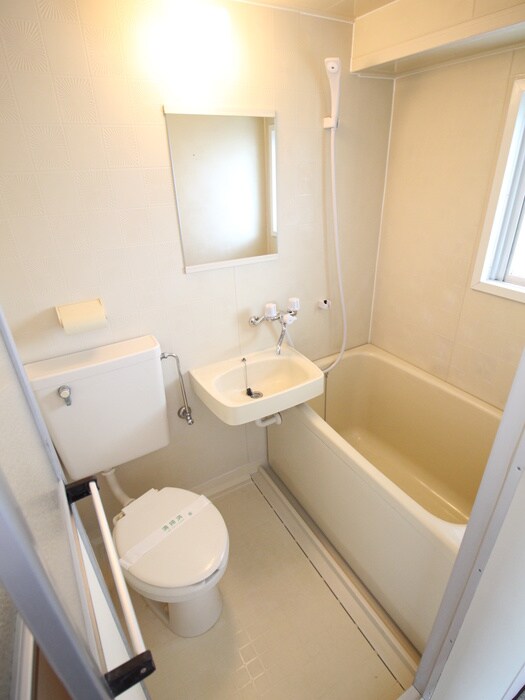 物件内観写真9　(バス／シャワールーム等)