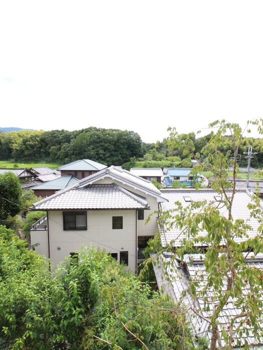 物件内観写真14　(室内からの展望)