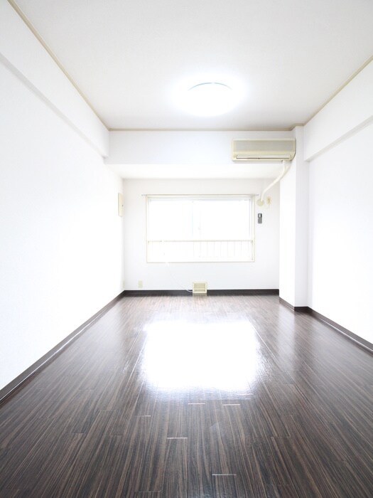 物件内観写真21　(居室)