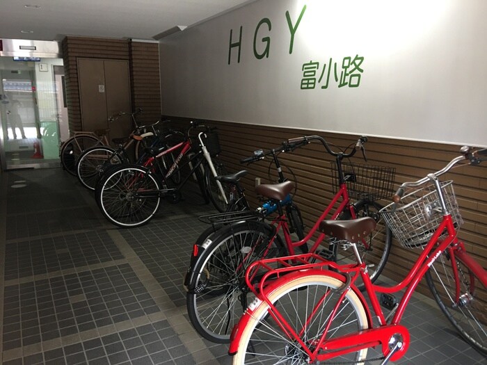 物件外観写真3　(駐輪場)