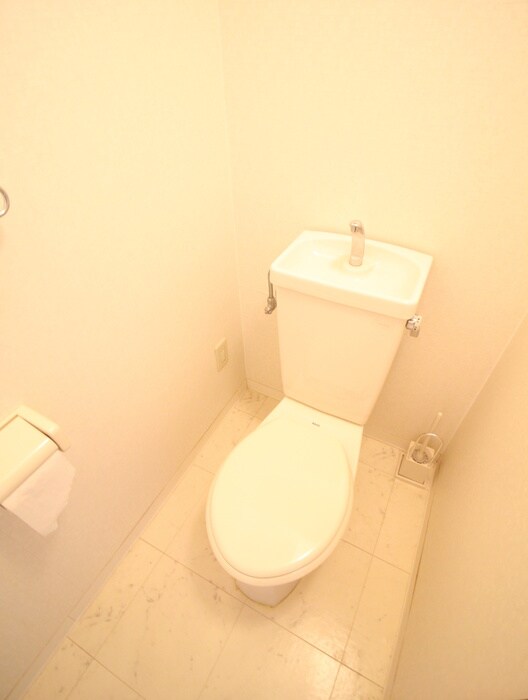 物件内観写真12　(トイレ)