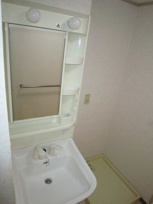 物件内観写真8　(洗面)