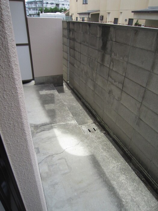 物件内観写真16　(室内からの展望)