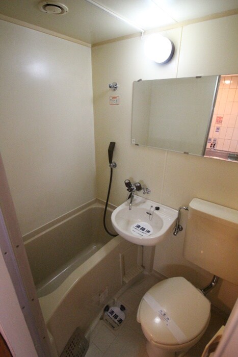 物件内観写真13　(バス／シャワールーム等)