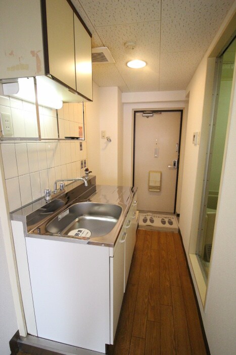 物件内観写真15　(廊下)