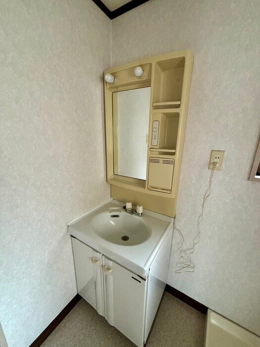 物件内観写真7　(洗面)