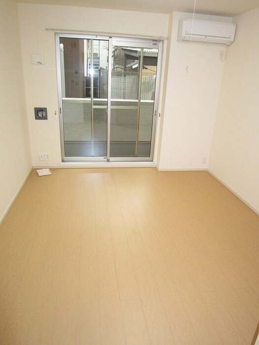 物件内観写真6　(居室)