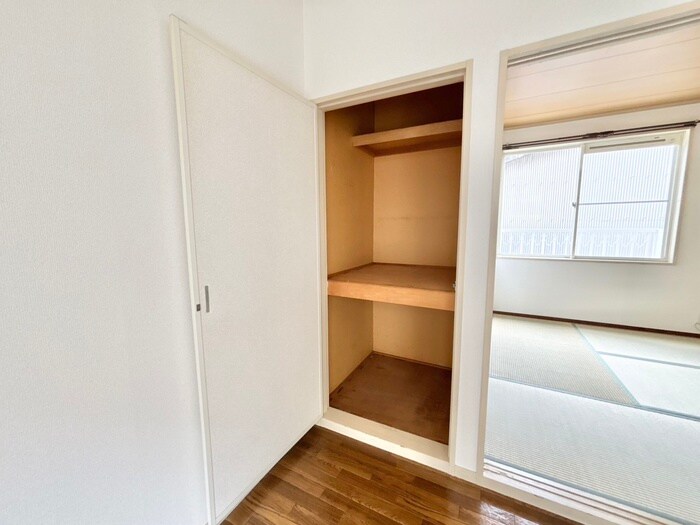 物件内観写真11　(収納)