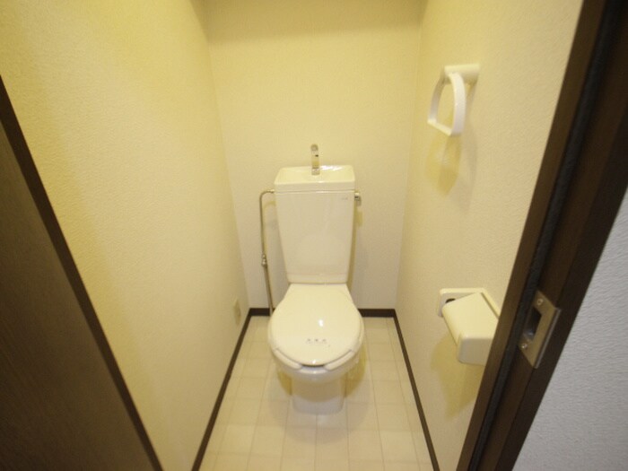 物件内観写真12　(トイレ)